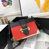 Prada/Прада – лидер продаж 1BD045, модель с подиума, представлена в первую очере