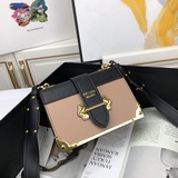 Prada/Прада – лидер продаж 1BD045, модель с подиума, представленная в первую оче