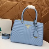 Новая сумка Prada с двойной ручкой! Модель 001#. Можно носить как сумку с ручкой