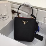 Оригинальная кожа, новейшая модель 2023 года от Prada, 1BA219 Prada Double Saffi