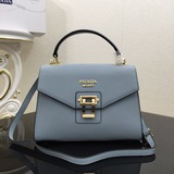 PRADA Новая модель： 9866 Модная и элегантная дамская сумка с ретро-шармом, «Итал