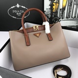 Новая сумка Prada из кожи бычка с крокодиловым узором, модель 1BA252#. Изготовле
