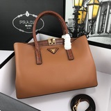 Новая сумка Prada из кожи бычка с крокодиловым узором, модель 1BA252#. Изготовле