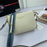 Prada сумка с клапаном и одним плечевым ремнем, модель 66136, с двумя плечевыми 