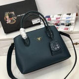 Новинка на официальном сайте, популярная во всем мире, модель Prada 66153 2023 г