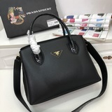Новинка на официальном сайте, популярная во всем мире, модель 2023 года Prada 66