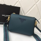 Prada сумка с клапаном и одним плечевым ремнем, модель 66136, с двумя плечевыми 