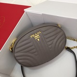 Новейшая модель 091# от Prada. Изготовлена из импортной кожи высшего качества, с