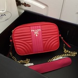 Новая коллекция Prada наконец-то поступила в продажу! Новейшие модели в магазина