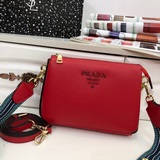 Prada сумка с клапаном и одним плечевым ремнем, модель 66136, с двумя плечевыми 