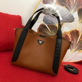 PRADA Новая модель： 1BA256# Модная и элегантная дамская сумка с ретро-шармом.