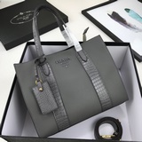 Новая сумка Prada из кожи бычка с текстурой кожи аллигатора, артикул 82509#. Изг