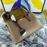 Новая сумка Prada из кожи бычка с змеиным узором, артикул 98807#. Изготовлена из