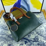Новая сумка Prada из кожи бычка с змеиным узором, артикул 98807#. Изготовлена из