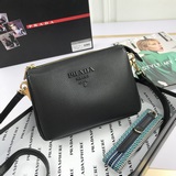Prada сумка с клапаном и одним плечевым ремнем, модель 66136, с двумя плечевыми 