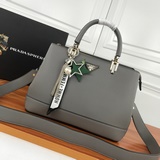 Prada 2023 новая мода, (при заказе в подарок подвеска) модель 2023# Оригинальный