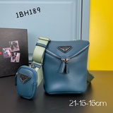 Новинка в магазине (комбинированная модель из кожи) Пrada PRADA. Эта сумка через