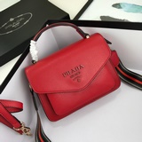 Prada, модель 2094, с двумя плечевыми ремнями, «Сделано в Италии», превосходное 