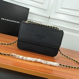Prada 3011 Новая модель сумки-конверта с крышкой, одноплечевая сумка с цепочкой,