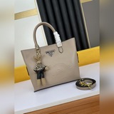 Новая коллекция сумок PRADA 2023 [Улыбка] [Цвет] [Цвет] Одновременный выпуск в Е