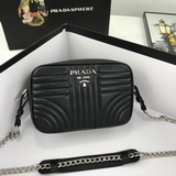 Новая коллекция Prada наконец-то поступила в продажу! Новейшие модели в магазина