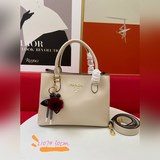 Новая модель Prada 2107, популярная и модная, подходит к любому стилю, не выйдет