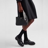PRADA Двухсторонний рюкзак с двойными ремнями из натуральной кожи. Этот рюкзак и