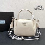 PRADA Двусторонняя сумка с двойными ремнями из натуральной кожи. Эта сумка с дво