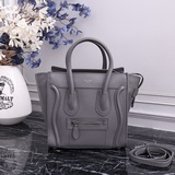 Классическая сумка Celine с улыбающимся лицом, изготовлена из кожи с гладкой тек