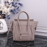 Классическая сумка Celine с улыбающимся лицом, изготовлена из гладкой кожи, мате