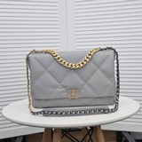 Новая популярная модель Chanel в сером цвете уже в продаже. Импортирована из офи