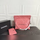 Официальный сайт CHANEL наконец-то представил версию модели 207-1 среднего разме