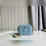 Dior： Новая модель французской сумки WOC, очень вместительная и ароматная, новая