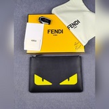 Бренд： Fendi Модель： Кожаная сумка с желтыми ручками Артикул： 168568 Цвет：