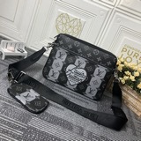 m69443 45965 45320 Мужской комплект из трех предметов pochette trio почтальон.