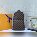 n41719 41517 Эта сумка через плечо из ткани canvas идеально подходит для городск