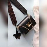 Можно сравнить цены в нескольких местах [Роза] Артикул 50367/59018/59016/50282/5