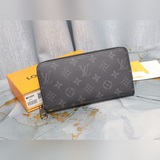 M60017 (M61694) черный цветок представлен в коллекции Zippy для весны-лета 2023 