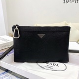 Prada, импортная кожа слоновой кости, оригинальная фурнитура, превосходный дизай