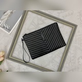 YSL Saint Laurent, модель «Дьявол» из последней коллекции Saint Laurent & SL