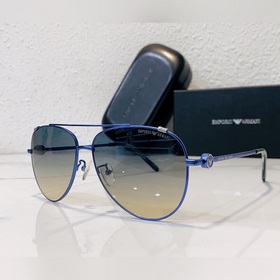 Очки EMPORIO ARMANI Модель： EA4021 Размер： 61х14-145