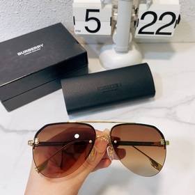 BURBERRY очки в форме лягушки Модель： Be5012 Размер： 61-13-145