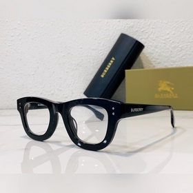 BURBERRY Модель： BE4352 Размер： 49х25-145