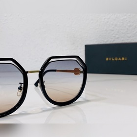 Бренд： BVLGARI Модель： BV 9734 Вес： 145 г. Размер： 55/20.