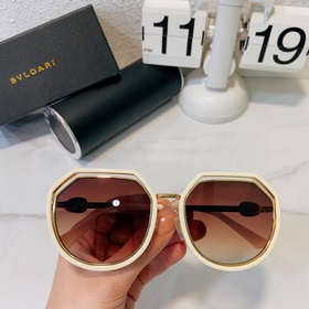 Бренд： BVLGARI Модель： BV 9734 Вес： 14,5 г. Размер： 55/20.