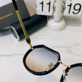 Бренд： BVLGARI Модель： BV 9734 Вес： 14,5 г. Размер： 55/20.