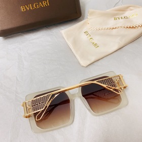 Рекомендуемая модель на официальном сайте BVLgari. Модель： 8254