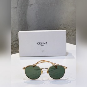 Новая модель Celine этого лета с металлической оправой имеет прев