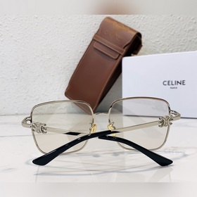Логотип CELINE, изящно украшающий оправу, придает ей уникальную ф