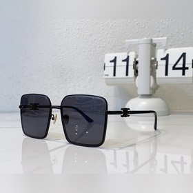 CELINE Селин Официальный сайт Новейшая модель： CL40238U Размер： 5
